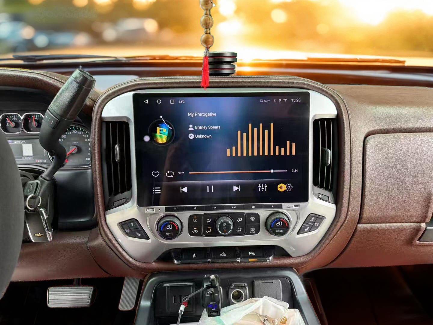3.3” Android vertical screen in Silverado dashboard