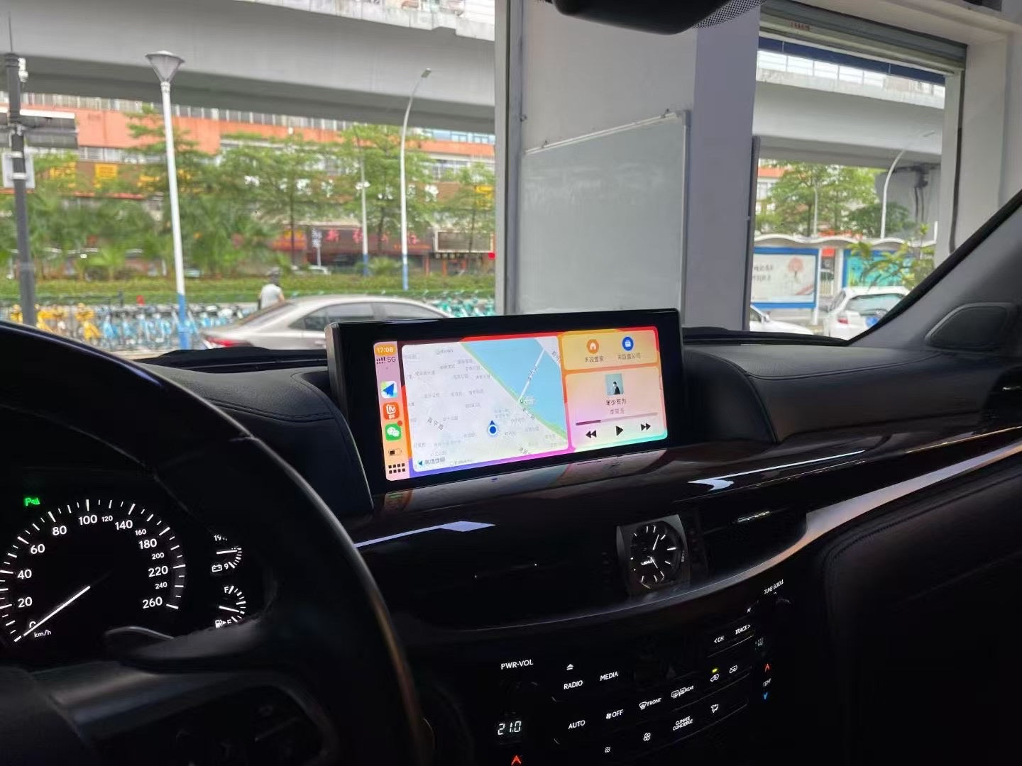 Lexus LX570 | 2015–2021 | 12.3" Android Screen — Qualcomm 8-Core, Wireless CarPlay