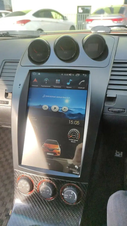 Pantalla Navitech estilo Tesla del Nissan 350z 2002-2009