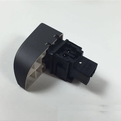 Hazard Warning Light Switch — Nissan Teana / Altima J32 (2008–2012)