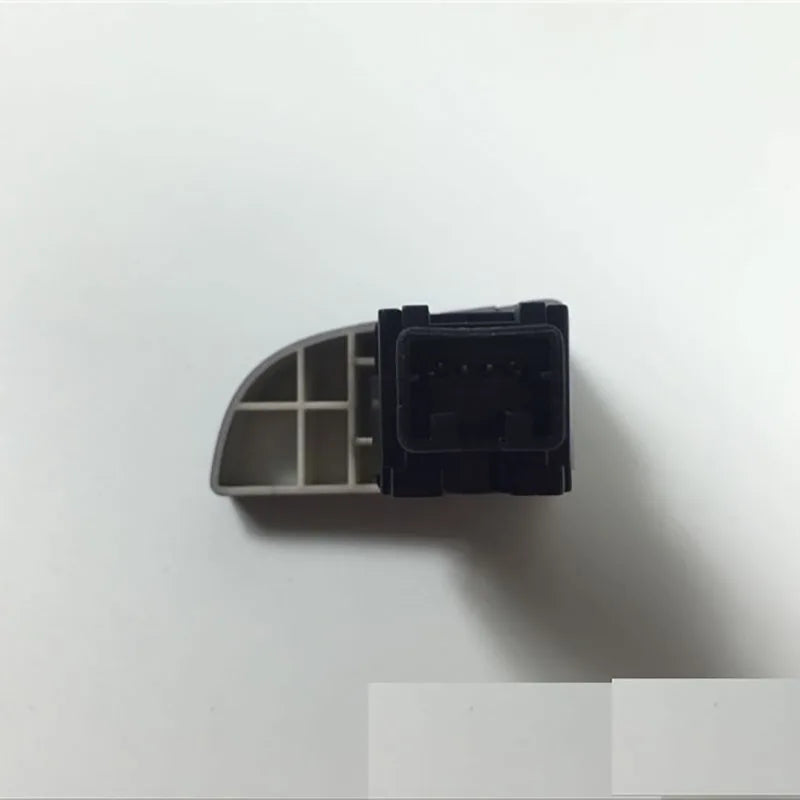 Hazard Warning Light Switch — Nissan Teana / Altima J32 (2008–2012)