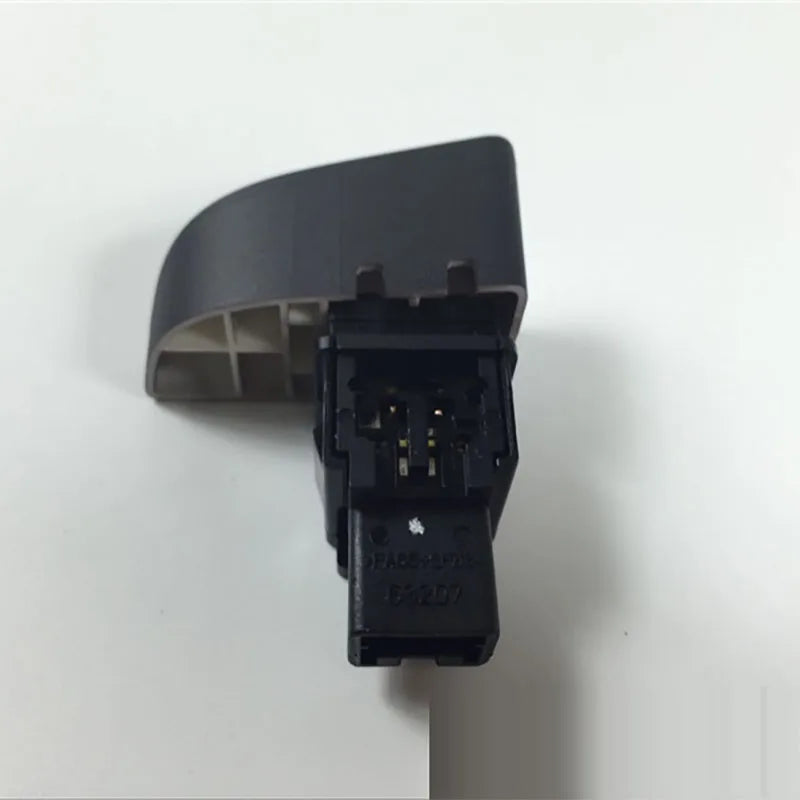 Hazard Warning Light Switch — Nissan Teana / Altima J32 (2008–2012)