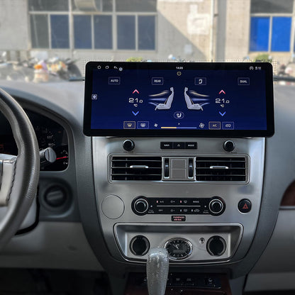 Digital climate control and air conditioning interface on Infiniti QX56 17 inch display